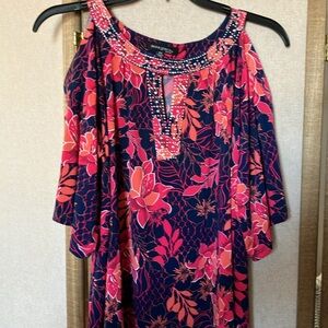 FINAL MARKDOWN Ava & Grace Petite small Top